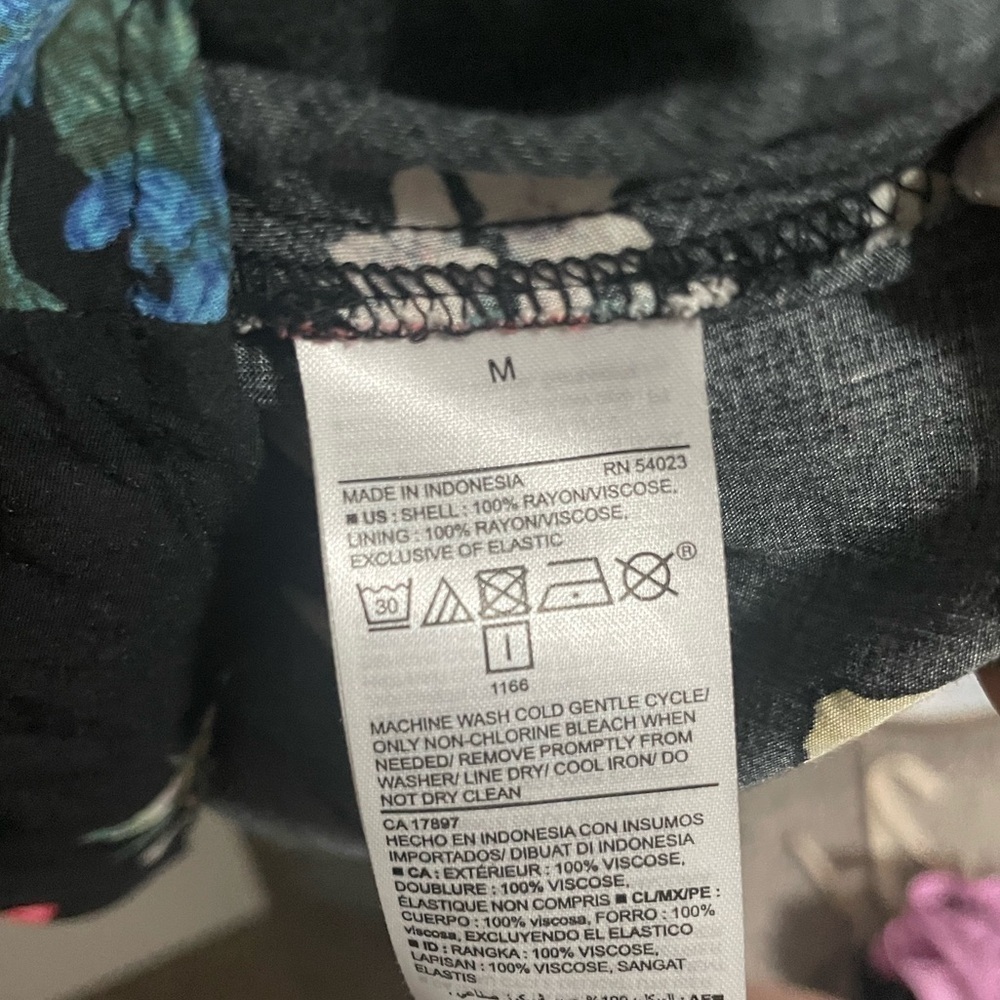 Old Navy Floral Skater Mini Dress Black Smocked Cami Medium - Picture 9 of 10